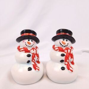 Vintage Atico Ceramic Snowman Salt and Pepper Shakers for Winter or Christmas
